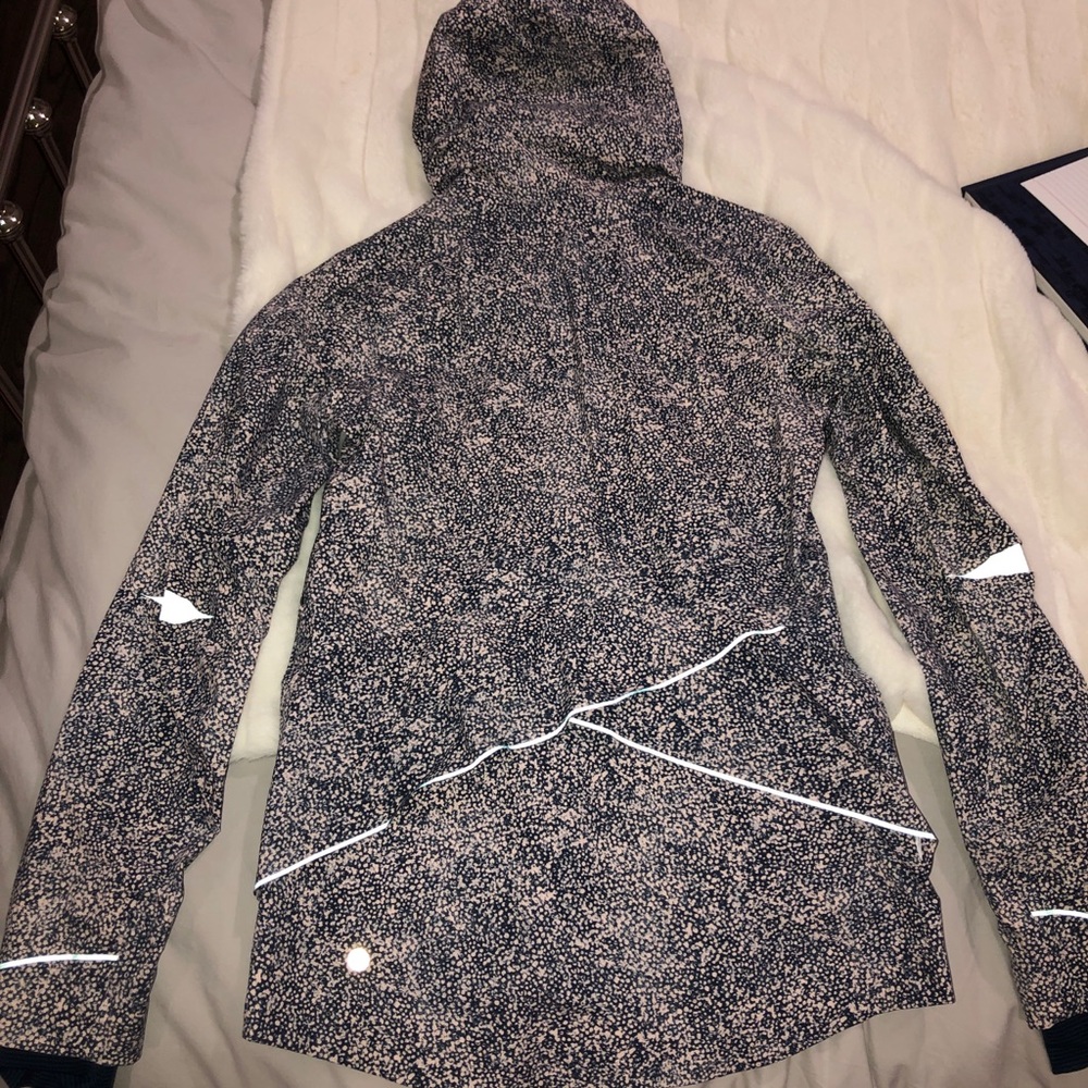 Lululemon Wind Jacket - image 2